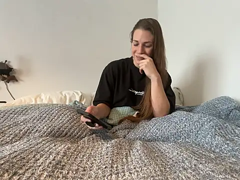 MissSwitch online show from 7, 1, 2025