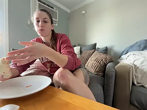 MissSwitch online show from 8, 3, 2025