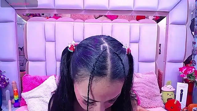 nathalia pink online show from 12, 9, 2025