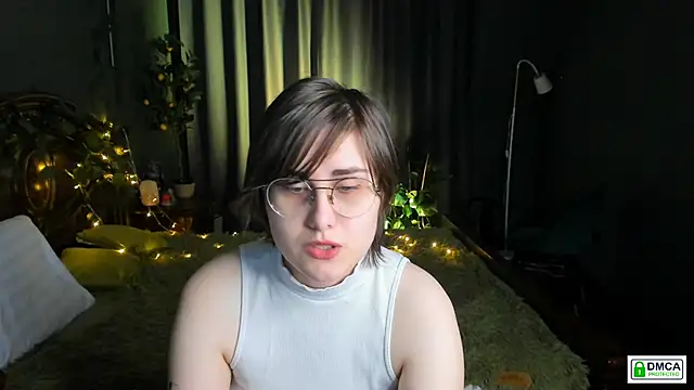 Snapshot of Funny_bunnyy chatting on 13, 1, 2025 Funny bunnyy online show from 13, 1, 2025