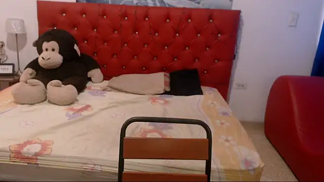 Snapshot of angel_barbie_1 chatting on 5, 2, 2025 angel barbie 1 online show from 5, 2, 2025