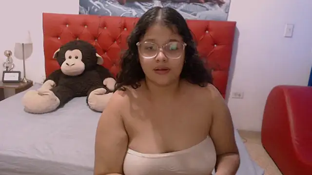 Snapshot of angel_barbie_1 chatting on 8, 2, 2025 angel barbie 1 online show from 8, 2, 2025