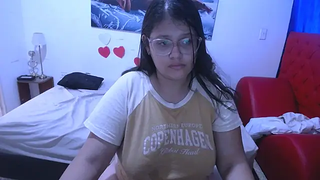 Snapshot of angel_barbie_1 chatting on 13, 9, 2025 angel barbie 1 online show from 13, 9, 2025