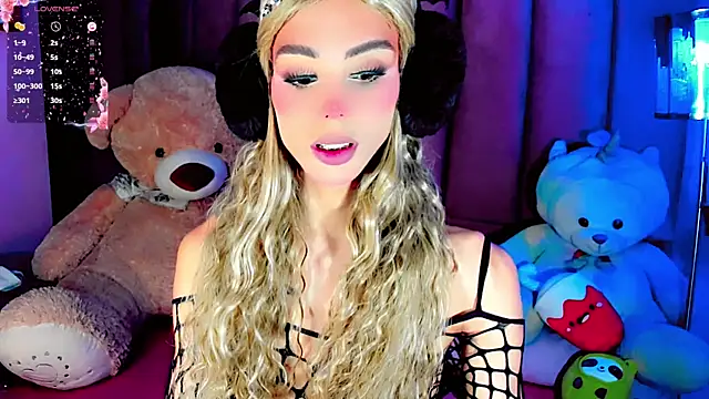 Snapshot of dollswit01 chatting on 18, 1, 2026 dollswit01 online show from 18, 1, 2026