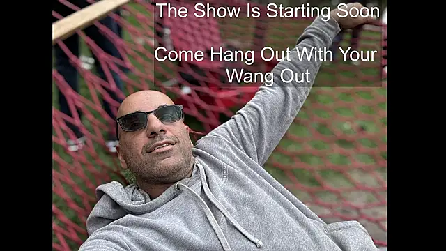 bear russian hunk online show from 5, 3, 2026