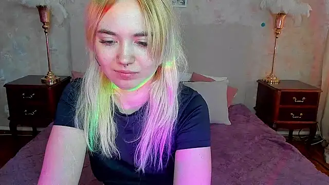 Snapshot of Iriska_mini chatting on 20, 9, 2025 Iriska mini online show from 20, 9, 2025
