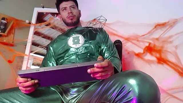 Colby brown03 online show from 28, 10, 2025