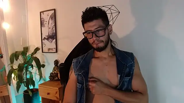 Colby brown03 online show from 28, 3, 2026