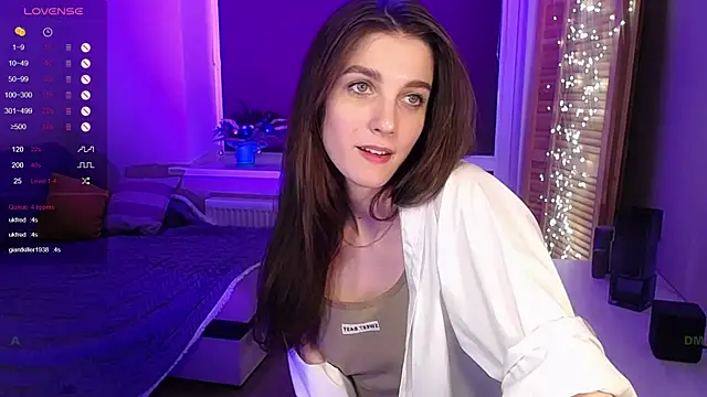 Abigail Wills online show from 1, 3, 2025