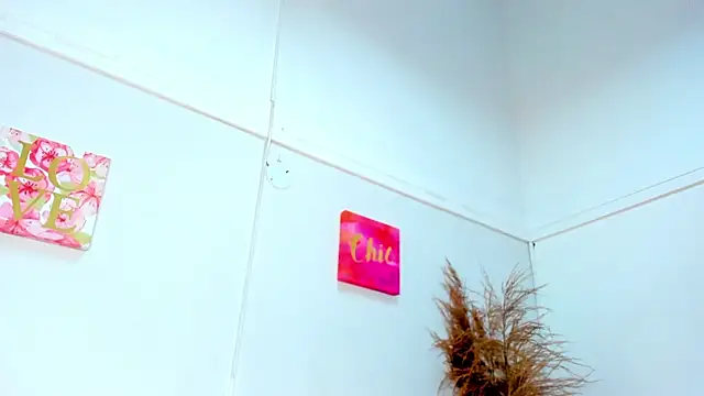 AnnieSofiia online show from 6, 10, 2025