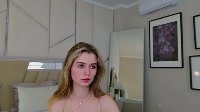Snapshot of MarybethSnow chatting on 18, 1, 2025 MarybethSnow online show from 18, 1, 2025