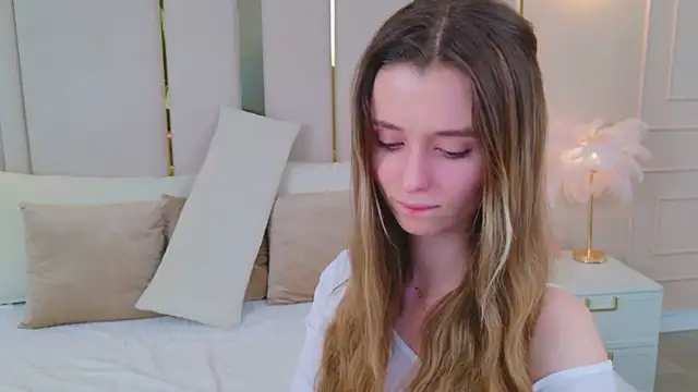 MarybethSnow online show from 18, 4, 2026