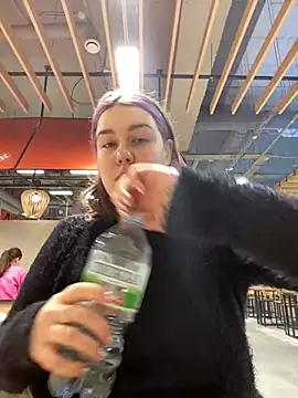 SuzieMurray online show from 6, 1, 2025