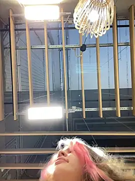 SuzieMurray online show from 29, 1, 2025