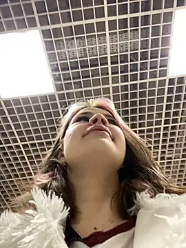 SuzieMurray online show from 4, 2, 2025