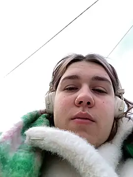 SuzieMurray online show from 22, 2, 2025