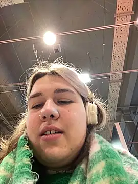 SuzieMurray online show from 11, 3, 2025