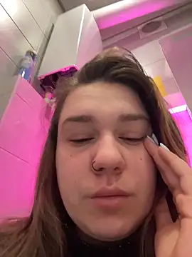 SuzieMurray online show from 12, 4, 2026