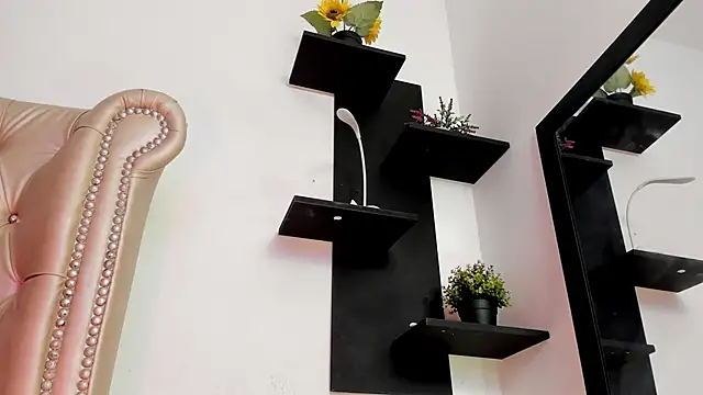 AlexaFoxy18 online show from 18, 12, 2024