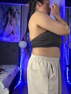 Snapshot of Im_Little chatting on 31, 1, 2025 Im Little online show from 31, 1, 2025