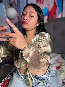 Im Little online show from 5, 4, 2026