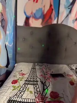 Im Little online show from 4, 6, 2026