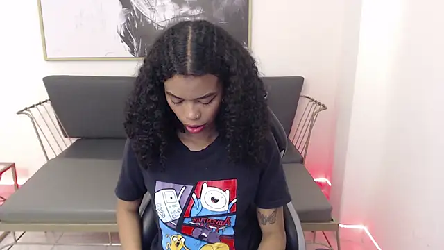 Snapshot of Shenna_brunette_ chatting on 16, 12, 2024 Shenna brunette online show from 16, 12, 2024