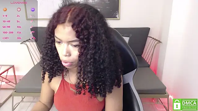 Snapshot of Shenna_brunette_ chatting on 29, 12, 2024 Shenna brunette online show from 29, 12, 2024