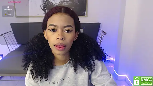 Snapshot of Shenna_brunette_ chatting on 11, 1, 2025 Shenna brunette online show from 11, 1, 2025