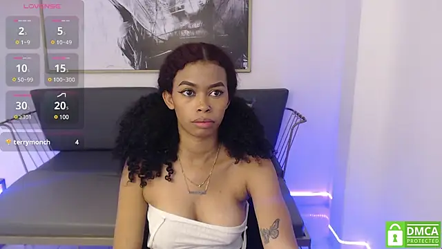 Snapshot of Shenna_brunette_ chatting on 11, 1, 2025 Shenna brunette online show from 11, 1, 2025