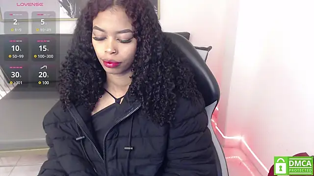 Snapshot of Shenna_brunette_ chatting on 15, 1, 2025 Shenna brunette online show from 15, 1, 2025