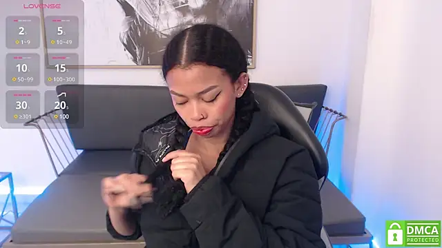 Snapshot of Shenna_brunette_ chatting on 30, 1, 2025 Shenna brunette online show from 30, 1, 2025