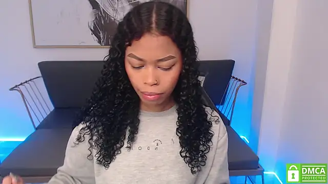 Snapshot of Shenna_brunette_ chatting on 5, 2, 2025 Shenna brunette online show from 5, 2, 2025