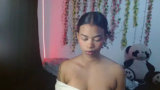 Snapshot of Shenna_brunette_ chatting on 22, 9, 2025 Shenna brunette online show from 22, 9, 2025