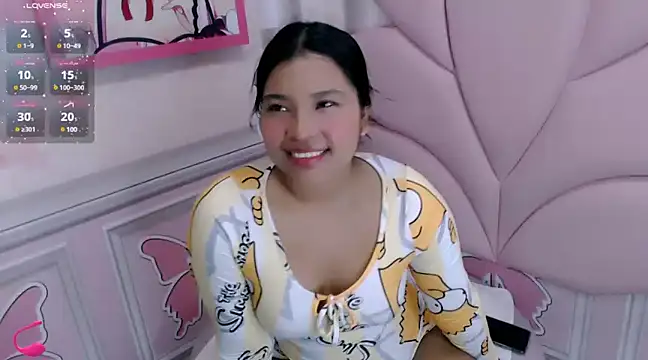 lauren sofia19 online show from 4, 12, 2024