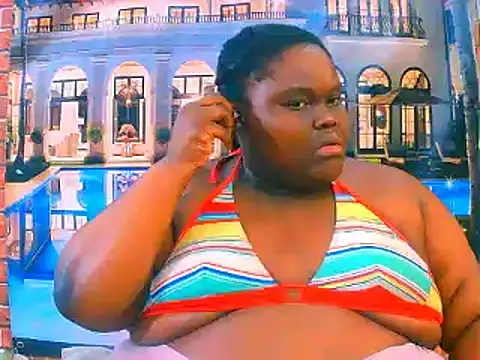Snapshot of EbonyHotBuns chatting on 31, 5, 2026 EbonyHotBuns online show from 31, 5, 2026