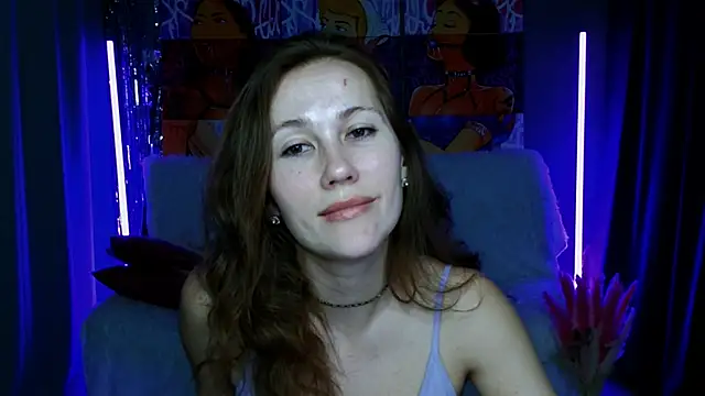 Snapshot of MichelleOrtis chatting on 5, 2, 2025 MichelleOrtis online show from 5, 2, 2025