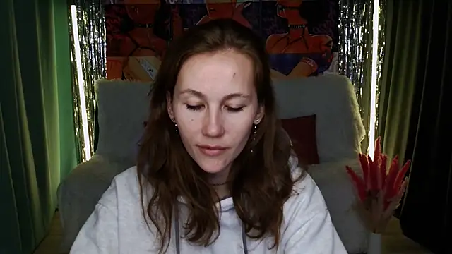 Snapshot of MichelleOrtis chatting on 6, 2, 2025 MichelleOrtis online show from 6, 2, 2025