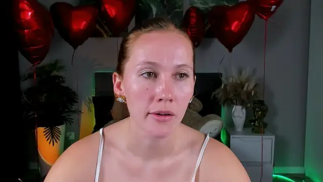 Snapshot of MichelleOrtis chatting on 1, 3, 2025 MichelleOrtis online show from 1, 3, 2025