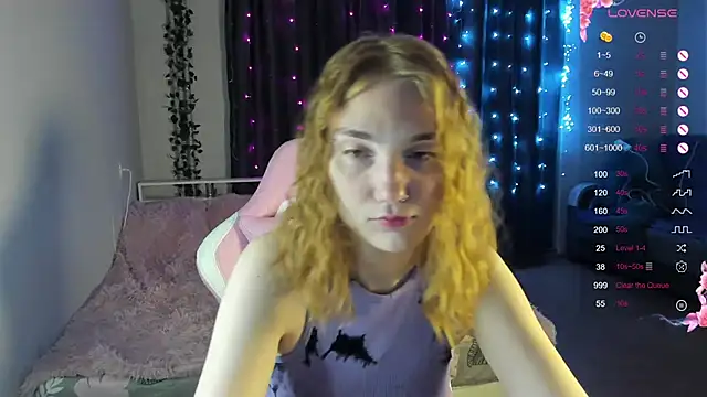 Snapshot of ReddHotPipper chatting on 16, 12, 2024 ReddHotPipper online show from 16, 12, 2024