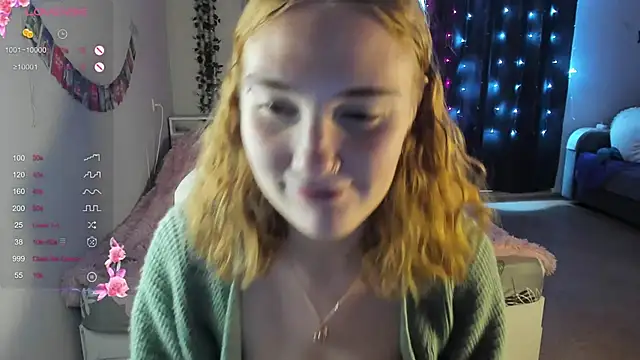 Snapshot of ReddHotPipper chatting on 30, 12, 2024 ReddHotPipper online show from 30, 12, 2024