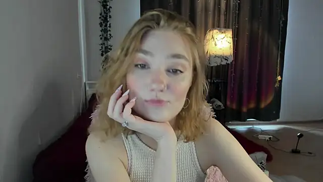 Snapshot of ReddHotPipper chatting on 9, 9, 2025 ReddHotPipper online show from 9, 9, 2025