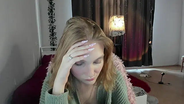 Snapshot of ReddHotPipper chatting on 11, 9, 2025 ReddHotPipper online show from 11, 9, 2025