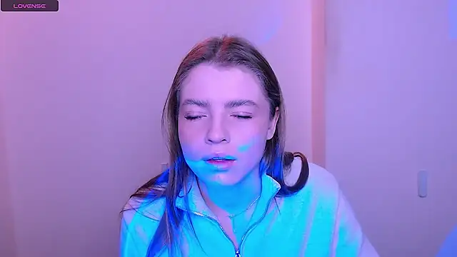 MissOliviaa  online show from 21, 12, 2025