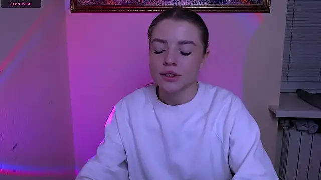 MissOliviaa  online show from 13, 1, 2026