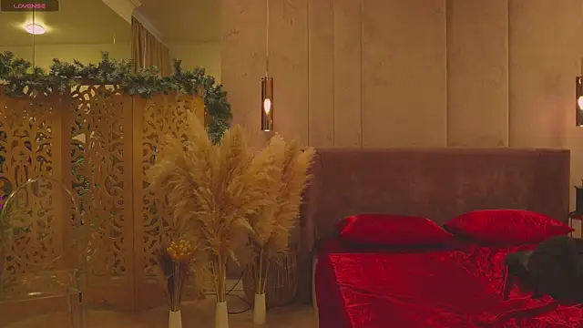 Smiley Mia online show from 3, 4, 2026