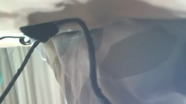 Snapshot of denxxx1992 chatting on 20, 11, 2025 denxxx1992 online show from 20, 11, 2025