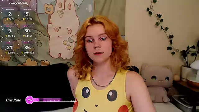 Snapshot of Moona_xx chatting on 4, 8, 2026 Moona xx online show from 4, 8, 2026