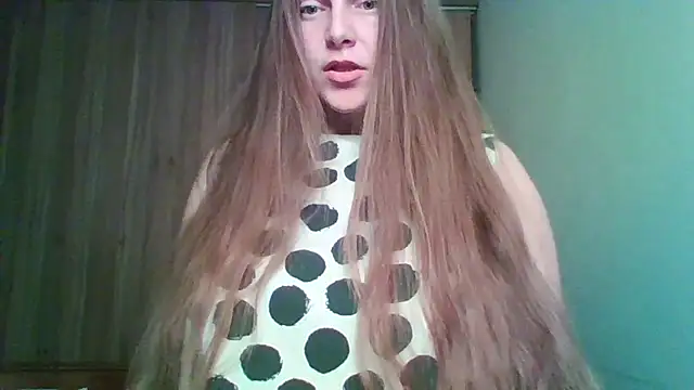 Snapshot of Evasapples chatting on 26, 4, 2026 Evasapples online show from 26, 4, 2026