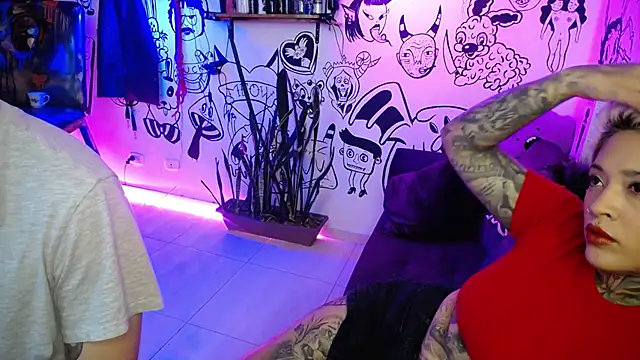 Snapshot of tatouagendecouple chatting on 8, 12, 2024 tatouagendecouple online show from 8, 12, 2024